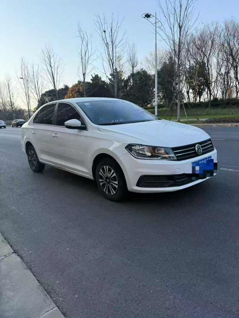 宿迁18年大众桑塔纳2