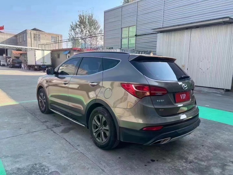 临沂14年现代新胜达8