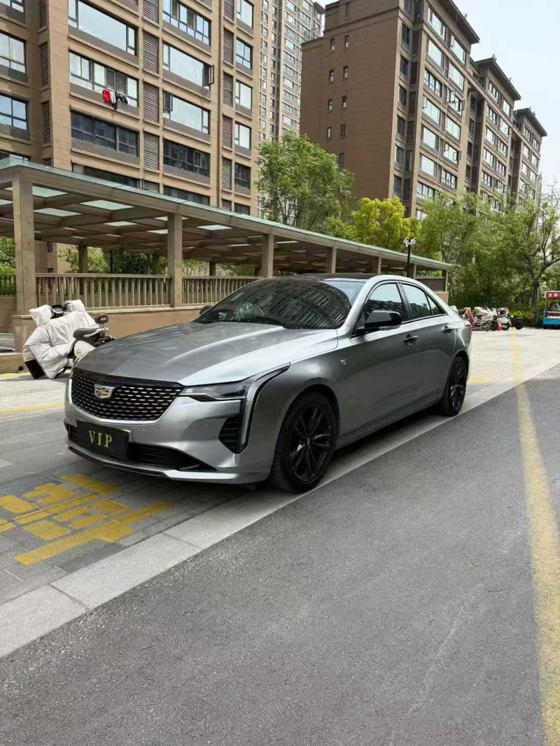 宿遷22年凱迪拉克CT42