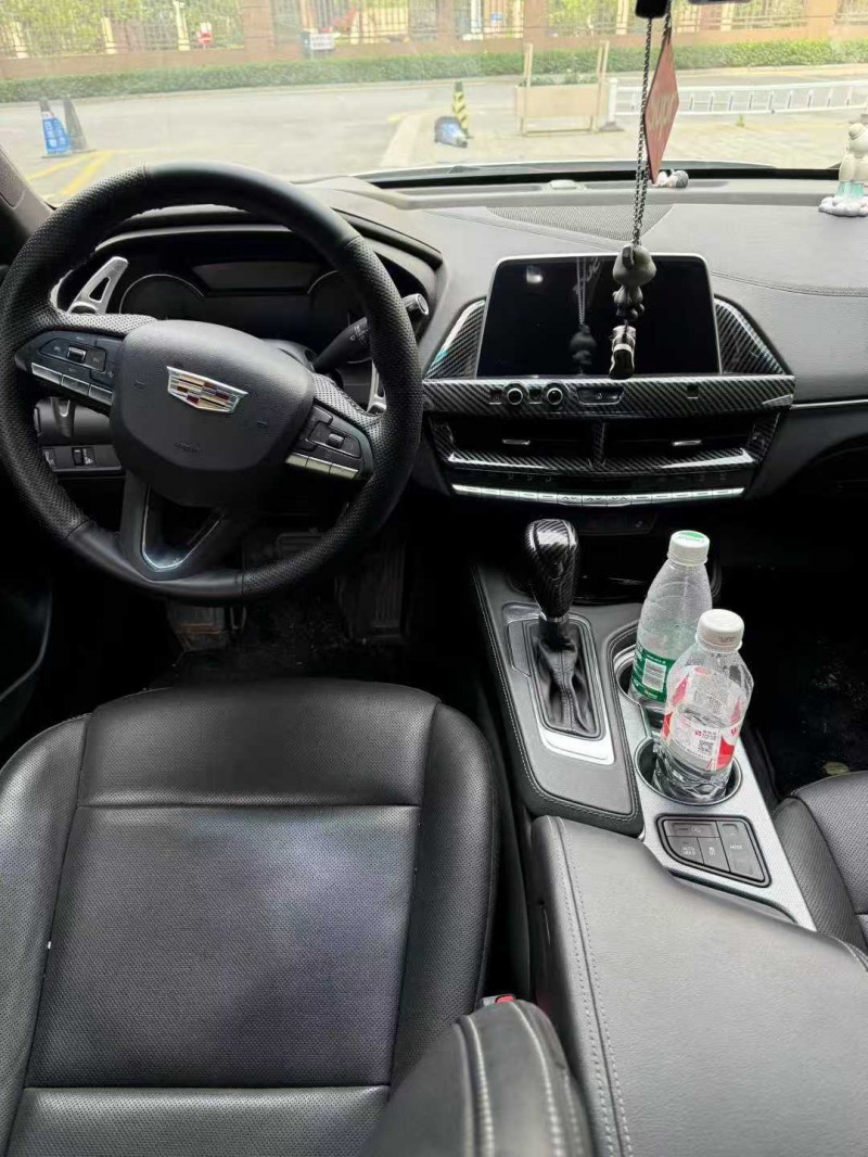 宿遷22年凱迪拉克CT48