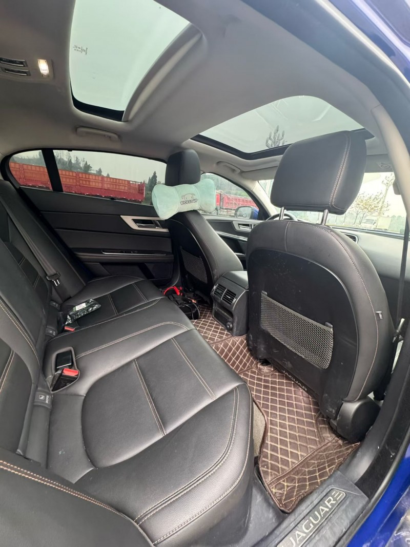 成都19年捷豹XEL9