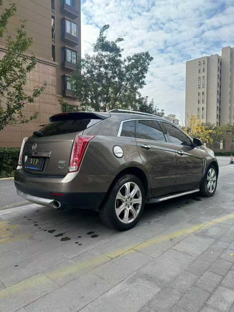 宿遷14年凱迪拉克SRX7