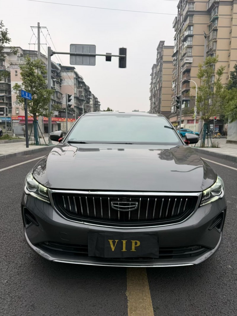 成都24年吉利帝豪1