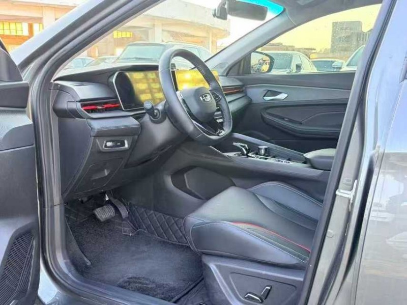 东莞25年吉利缤瑞3