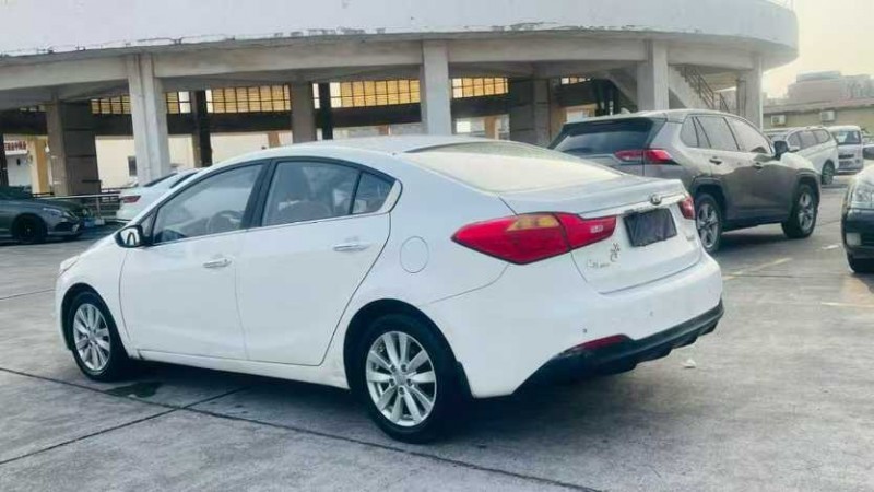 东莞15年起亚K36