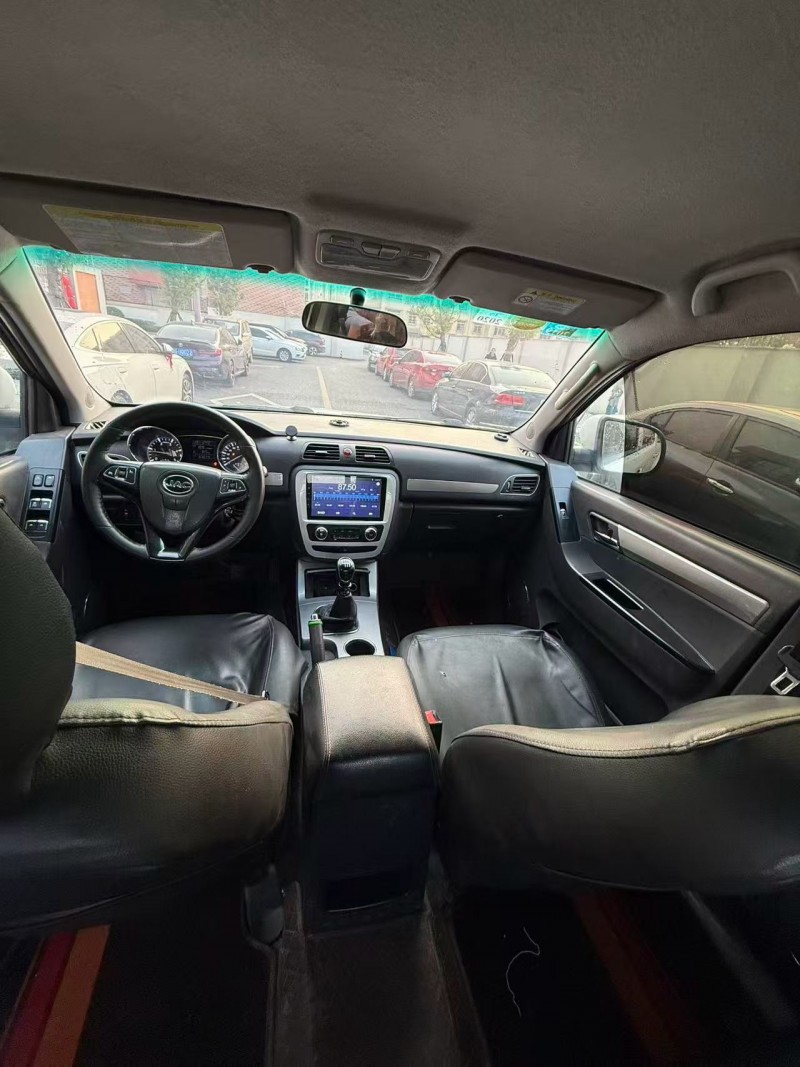 成都16年江铃驭胜7