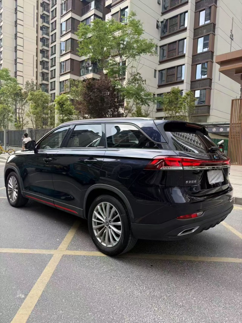 成都22年长安汽车欧尚3