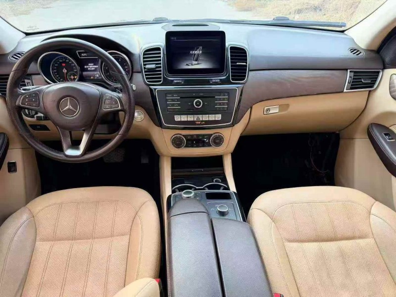 东营17年奔驰GLE4