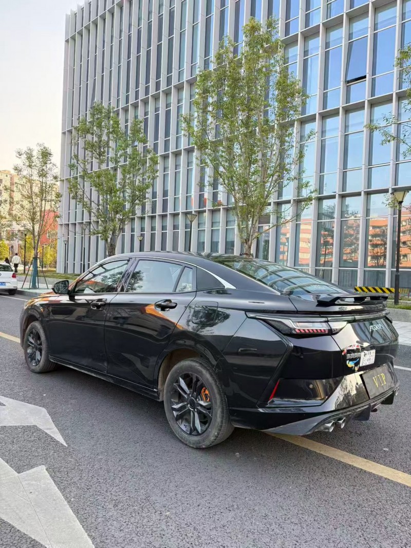 成都23年东风奕炫3