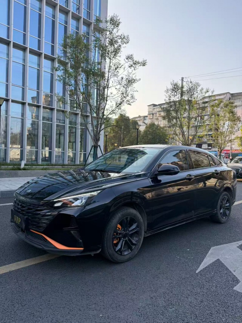 成都23年东风奕炫4