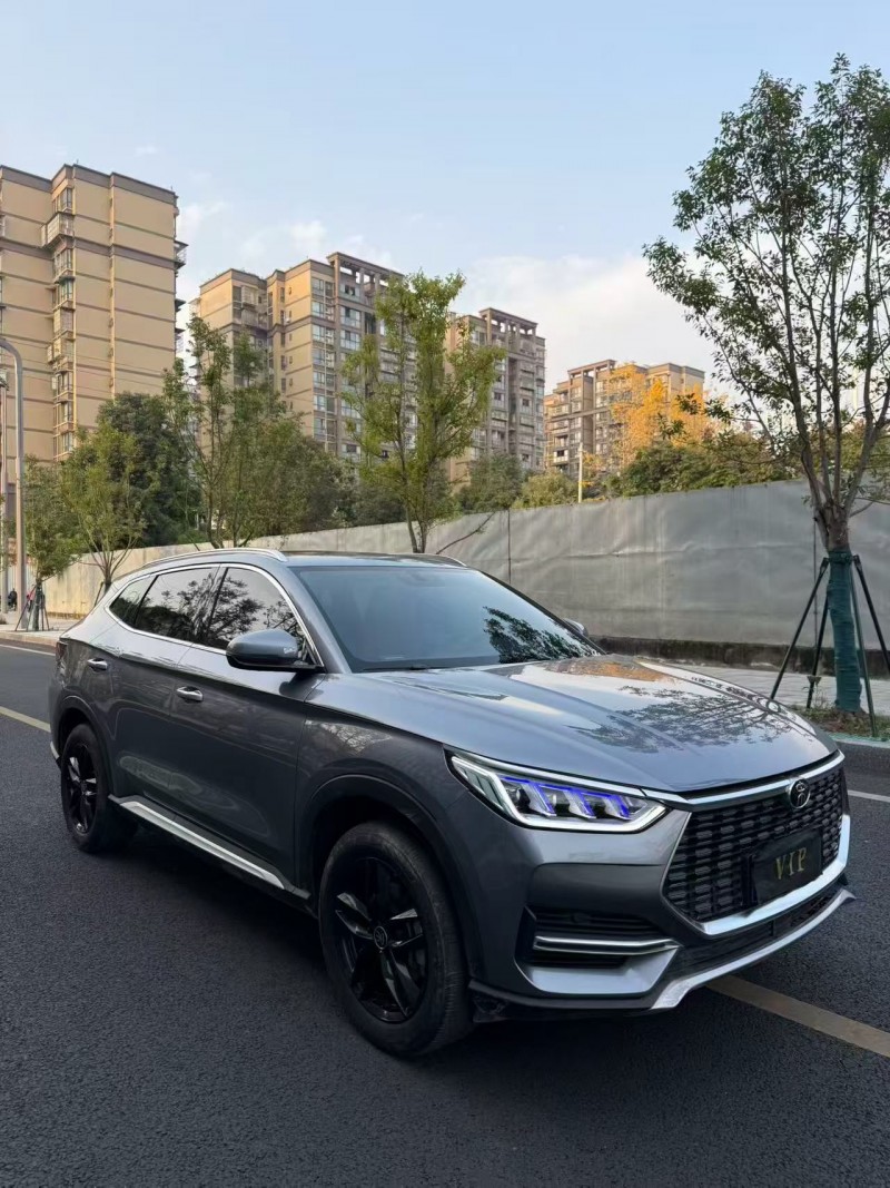 成都21年比亚迪宋2