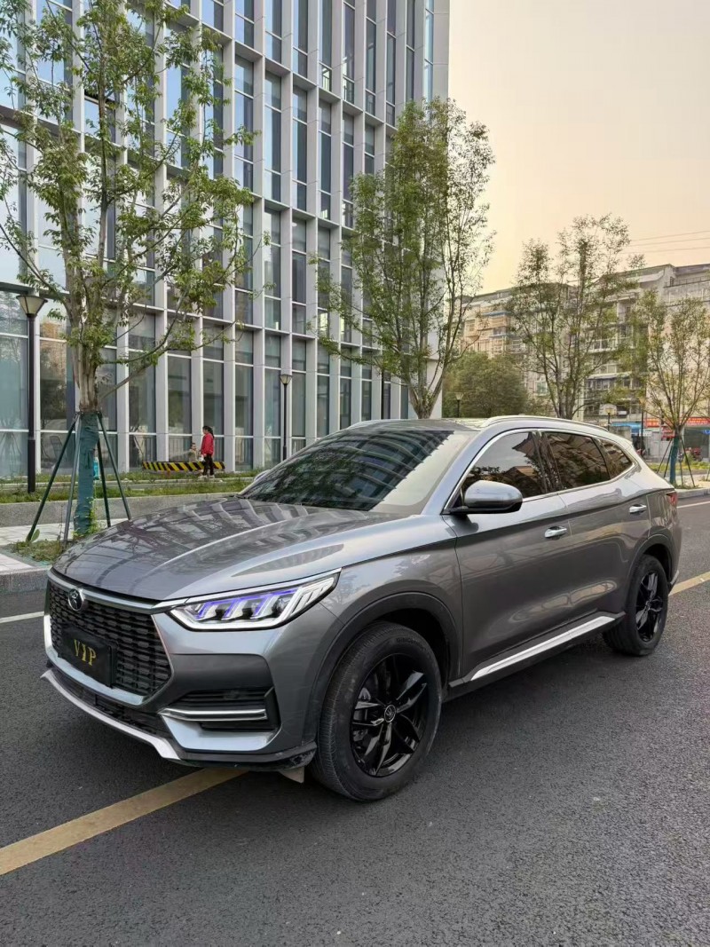 成都21年比亚迪宋4