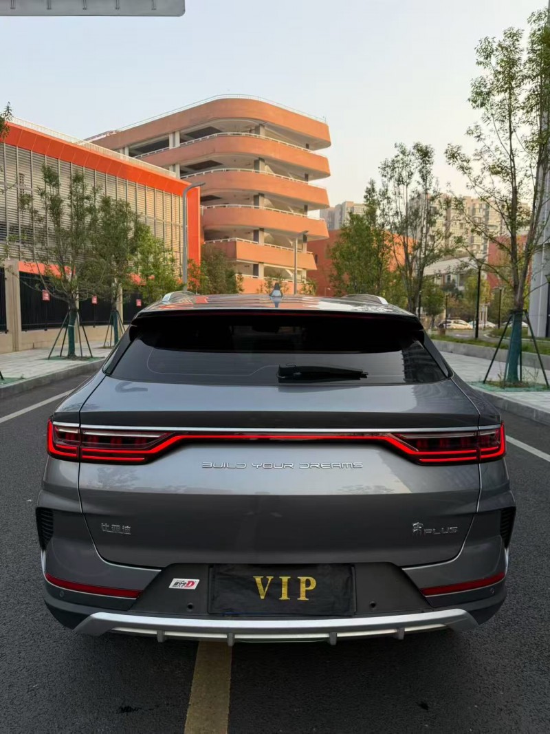 成都21年比亚迪宋5