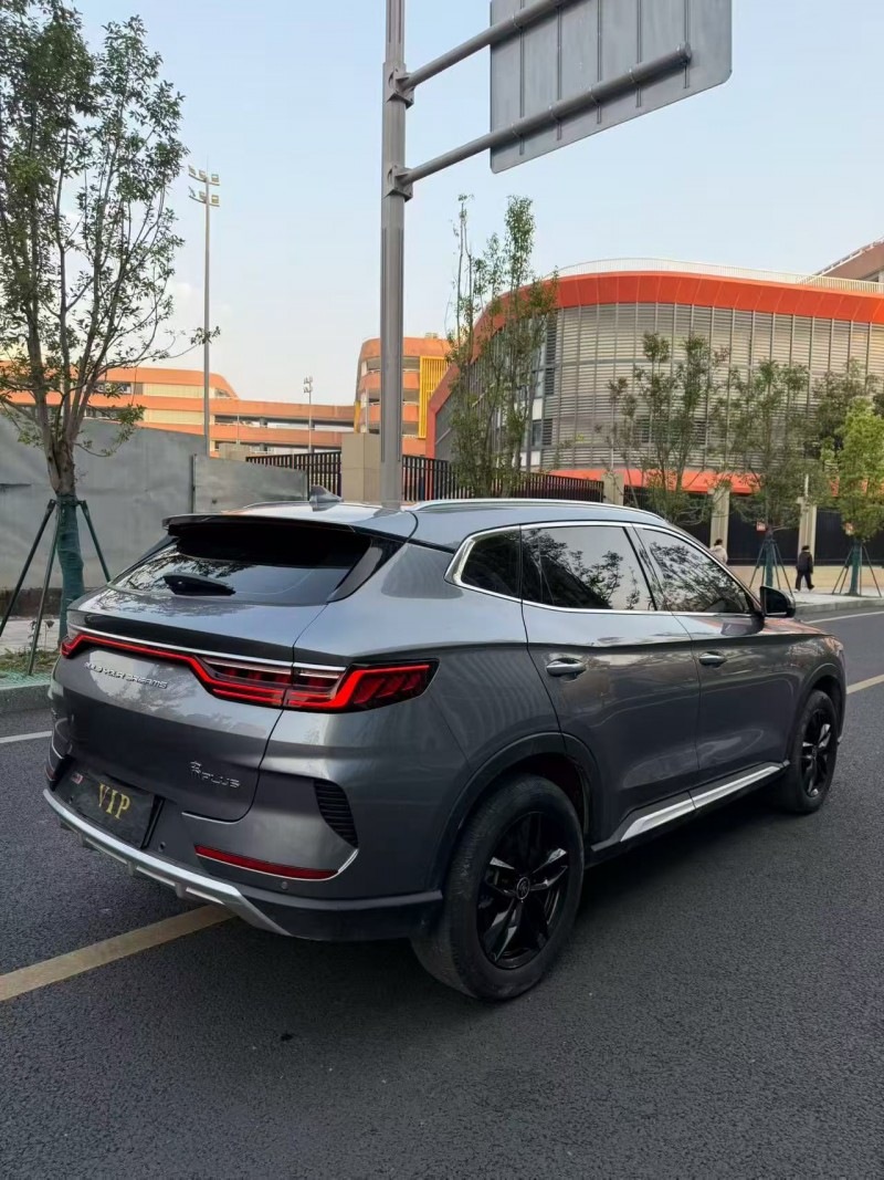 成都21年比亚迪宋7