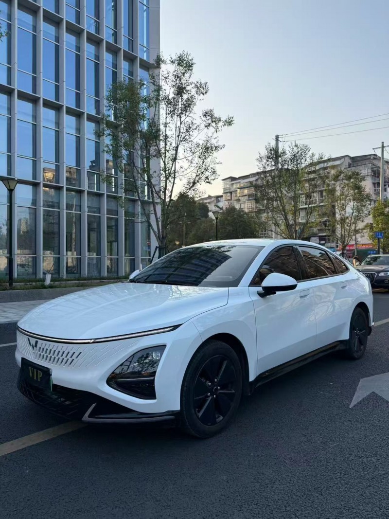 成都24年五菱汽车星光4