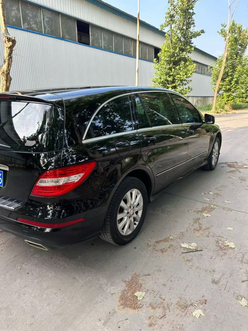 潍坊13年奔驰R8