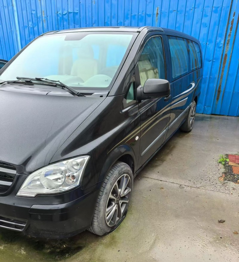 潍坊14年奔驰威霆2