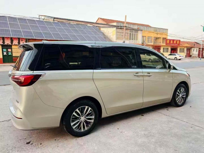 潍坊21年别克GL87