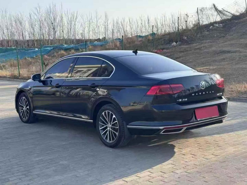 济宁20年大众迈腾8