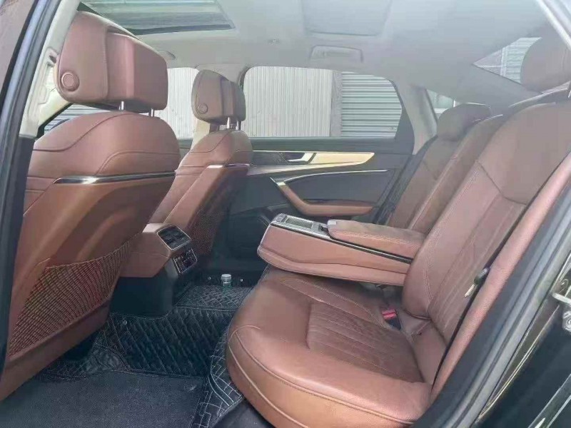 济宁19年奥迪A6L4