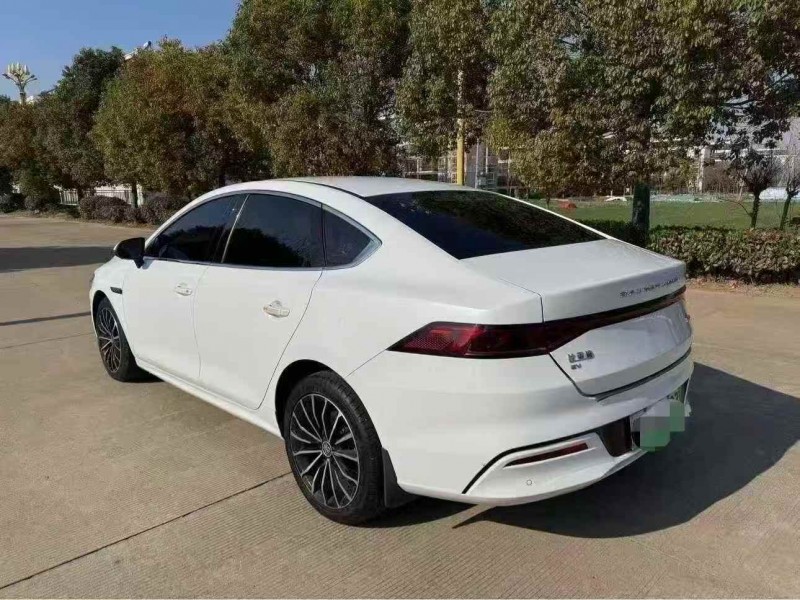 徐州23年比亚迪秦8