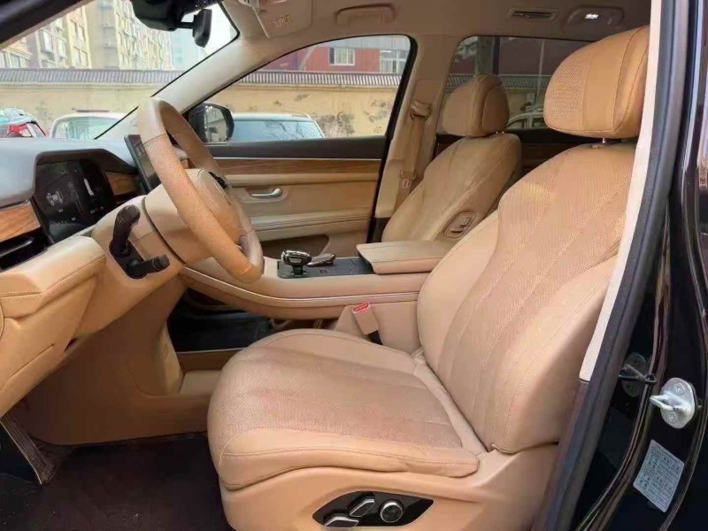 济宁24年华为智选问界6