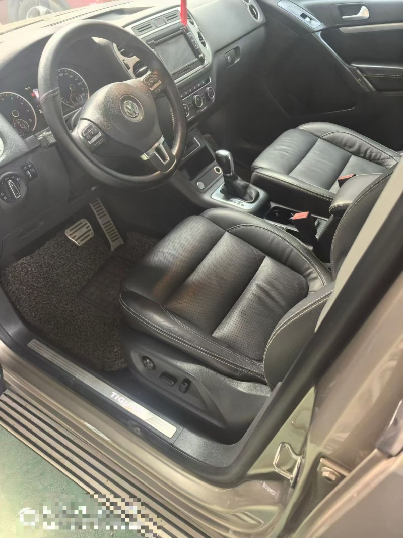 潍坊16年大众途观2