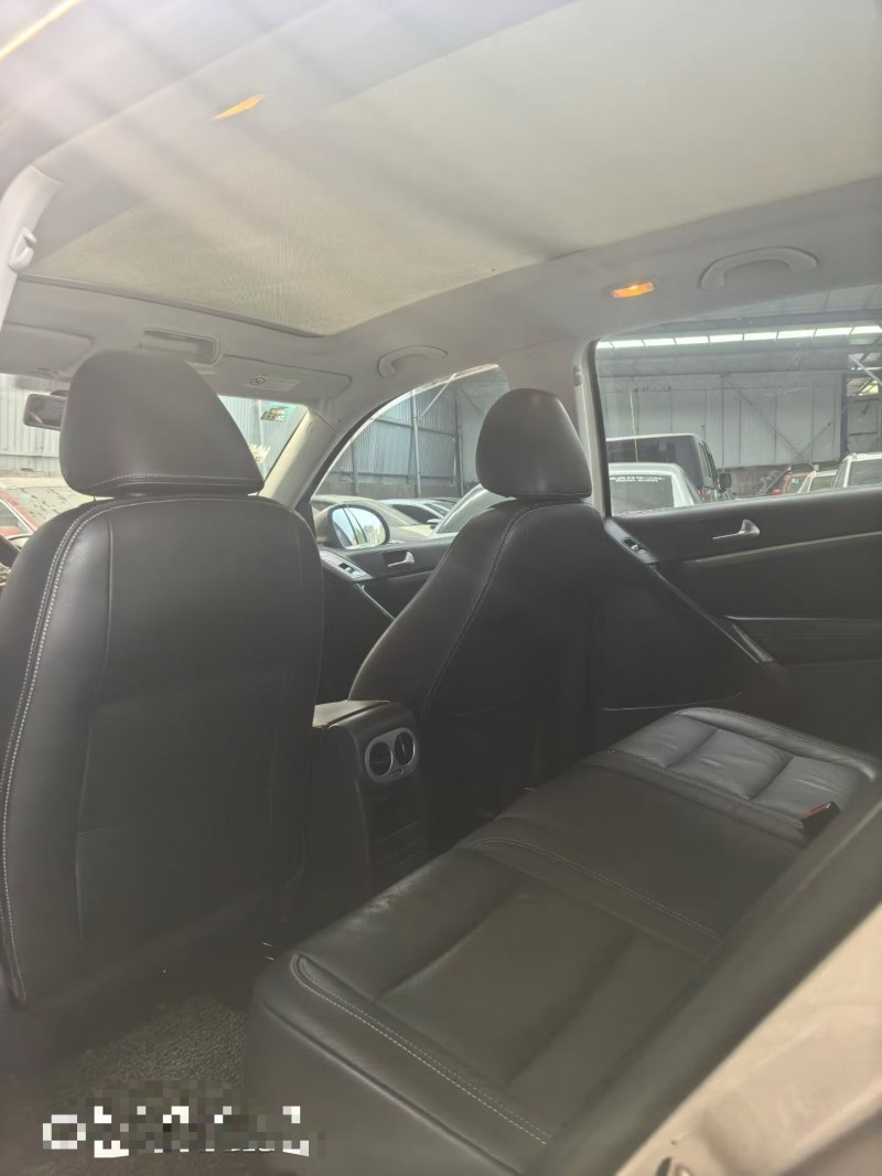 潍坊16年大众途观3