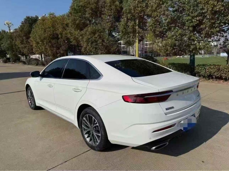 連云港22年吉利星瑞8