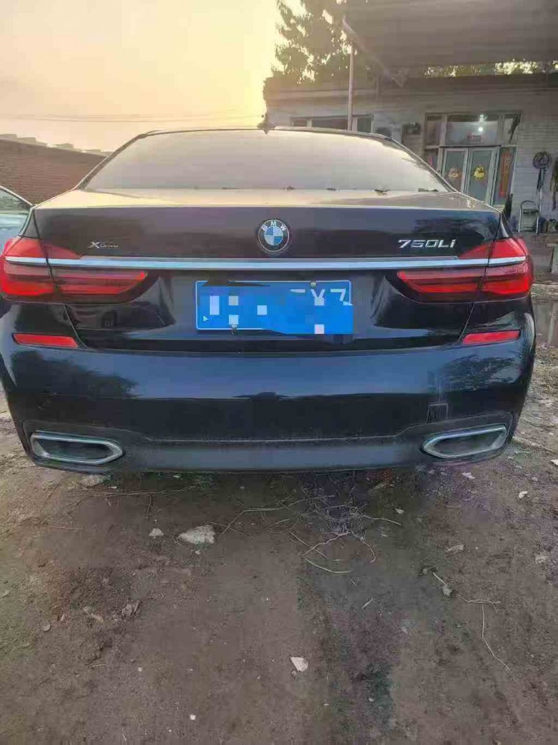 太原19年宝马7系4