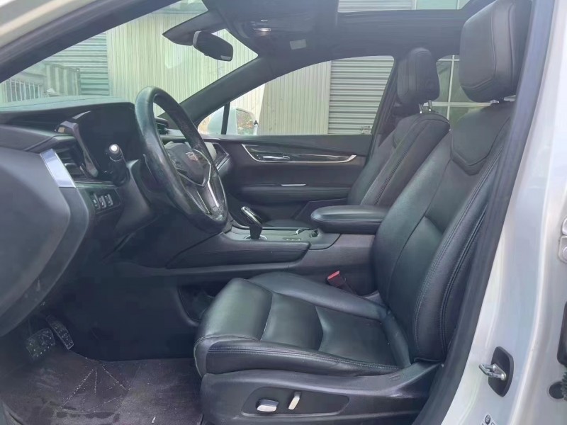 臨沂19年凱迪拉克XT55