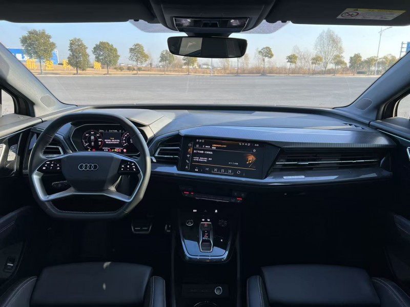 盐城25年奥迪Q46