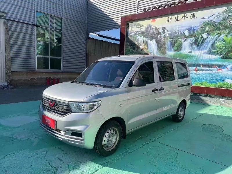 临沂23年五菱汽车宏光2