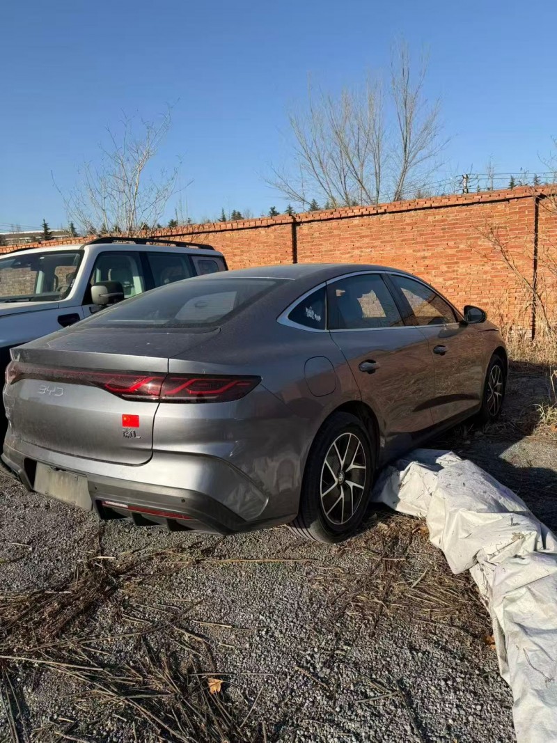 石家庄24年比亚迪秦3