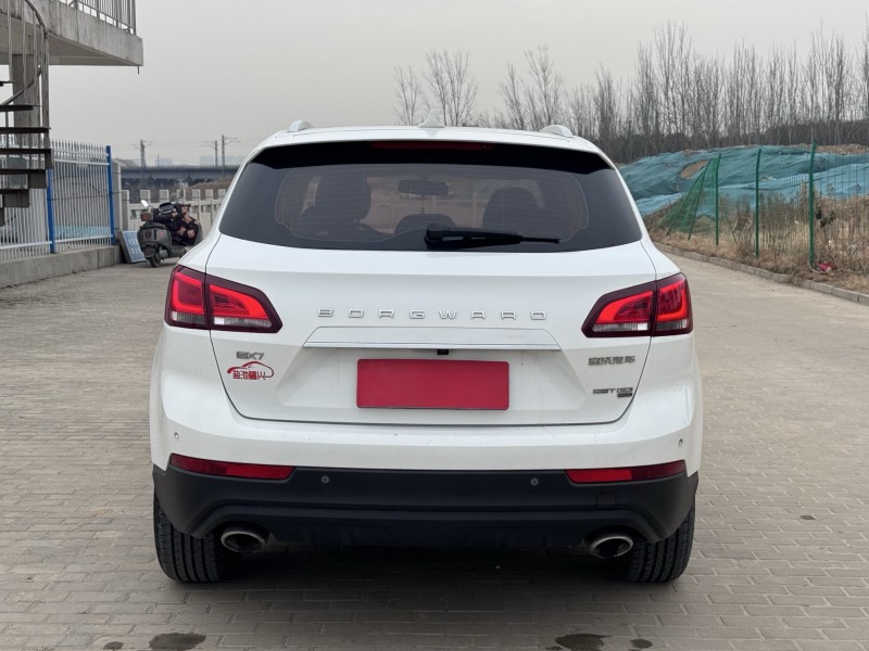 郑州17年宝沃BX75