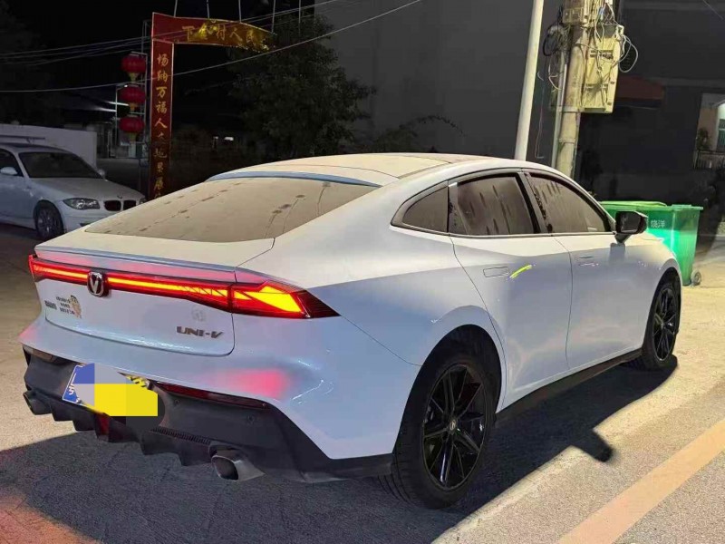 广州25年长安汽车UNI8