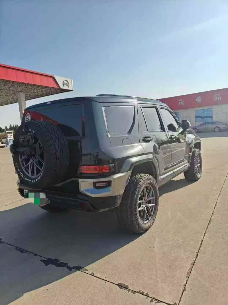 承德24年长城汽车坦克8