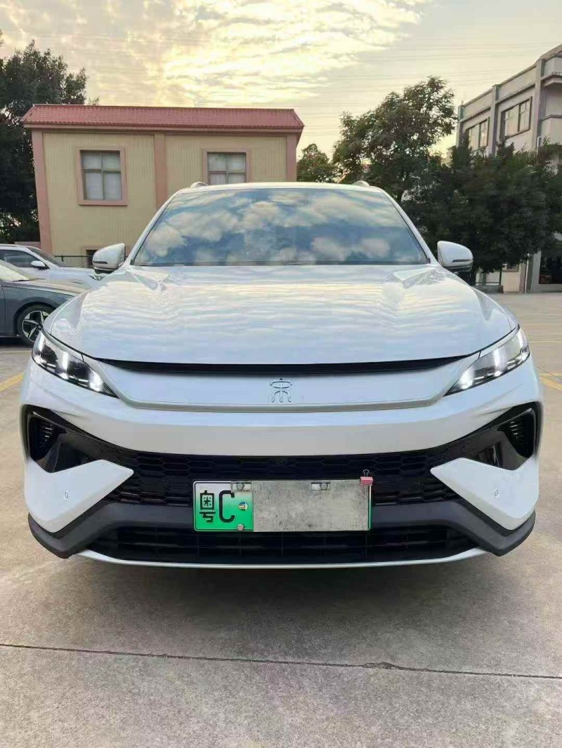 广州25年比亚迪宋1