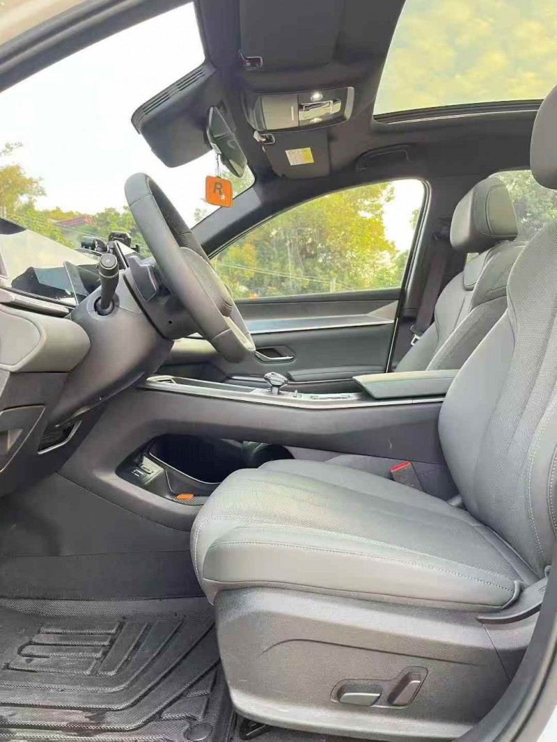 广州25年比亚迪宋7