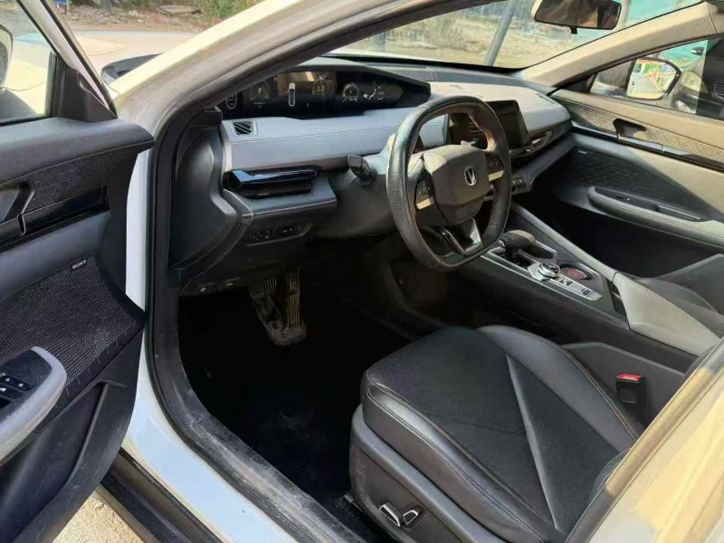 广州22年长安汽车UNI3