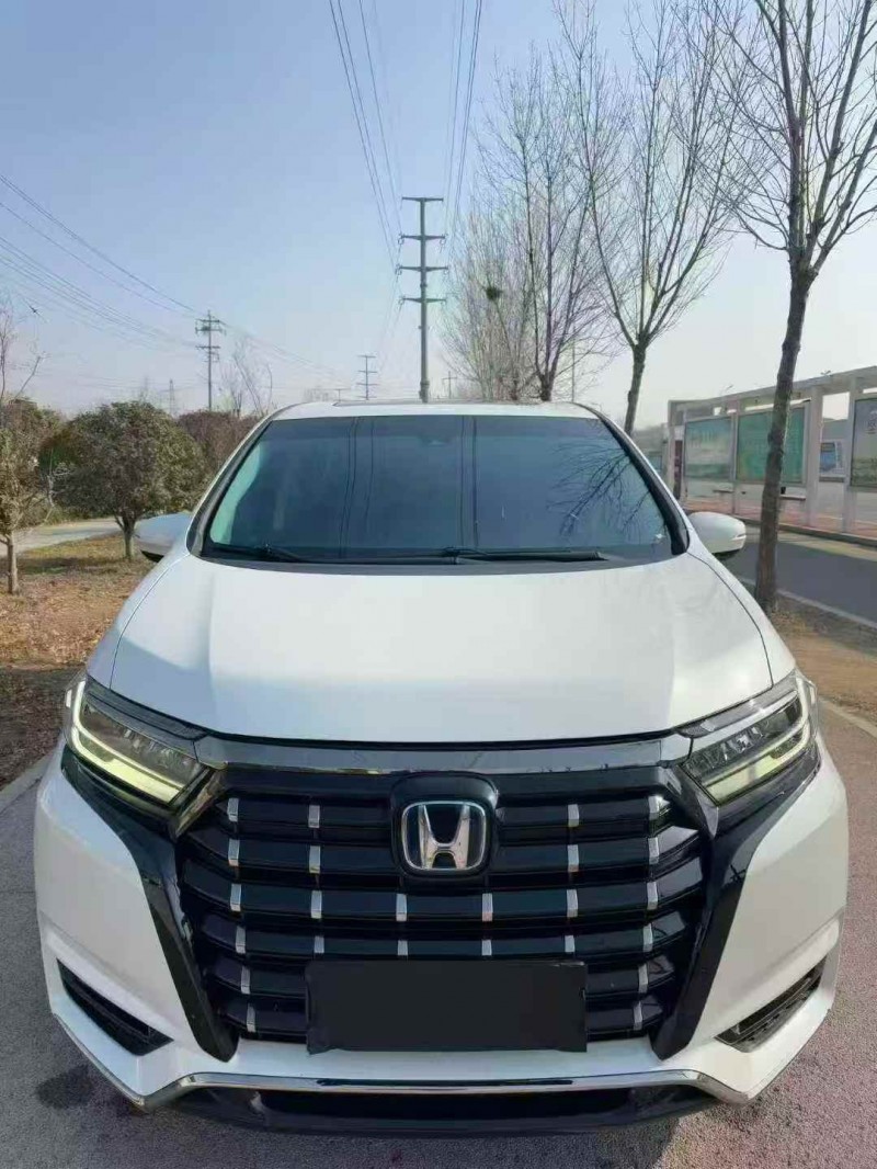 青岛22年本田艾力绅1