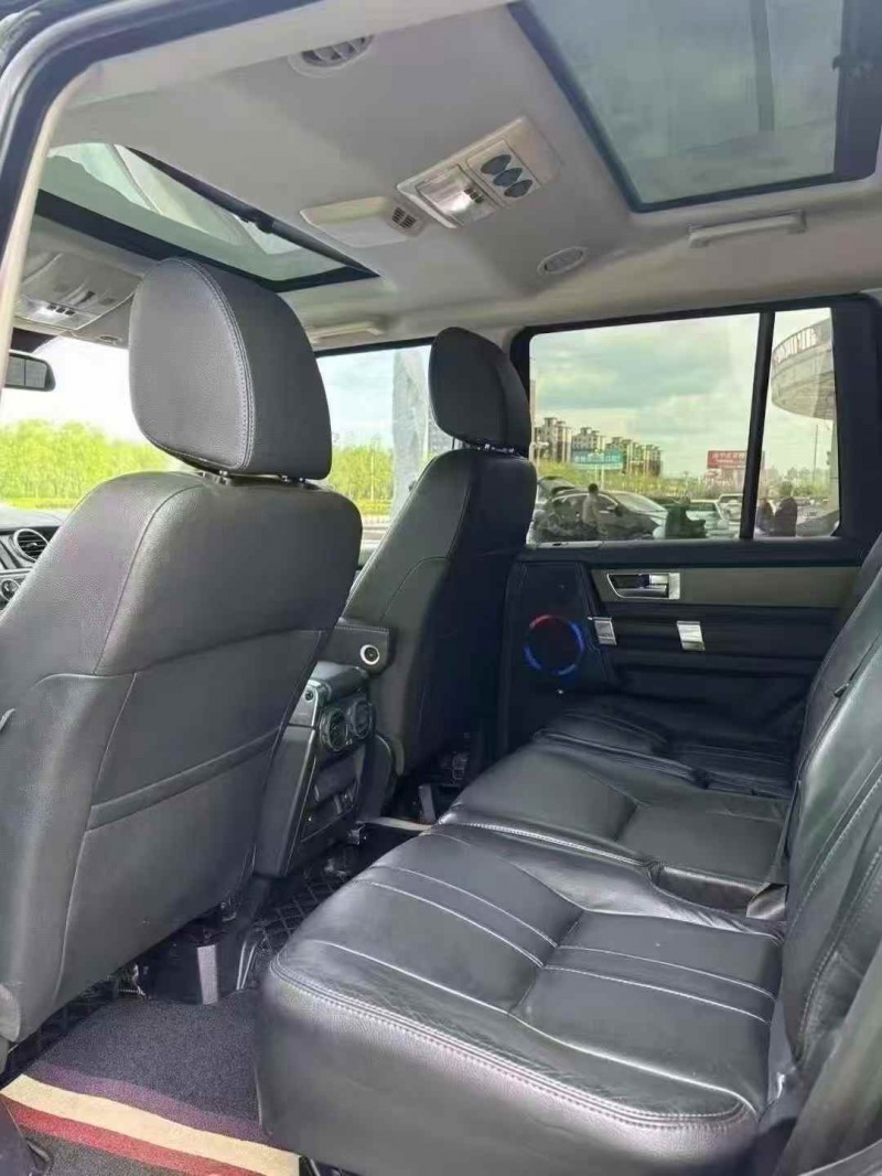 吉林15年路虎发现9