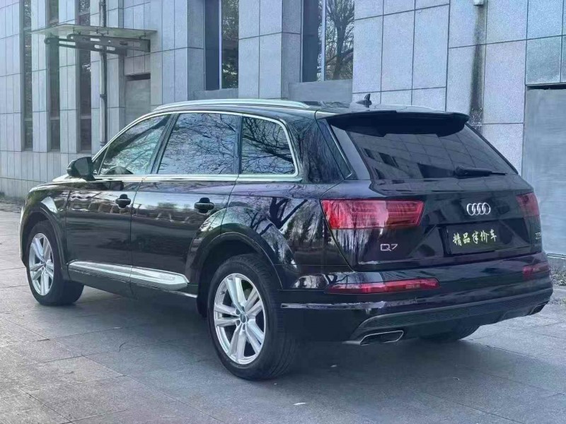吉林16年奥迪Q73