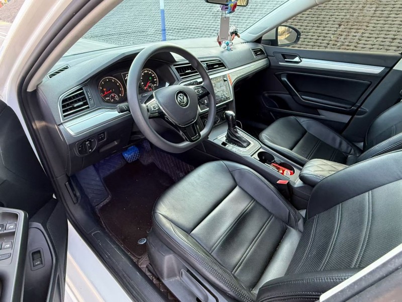 青岛22年大众凌渡6