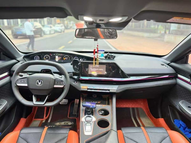 东莞24年长安汽车UNI5