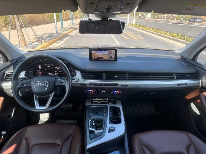 广州18年奥迪Q77