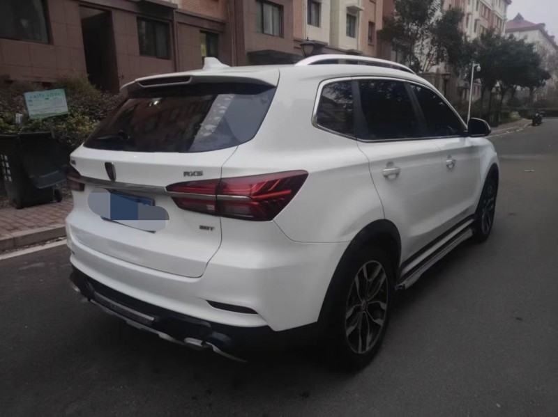 济宁16年荣威RX58