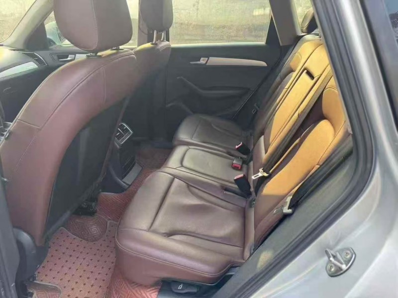 重庆11年奥迪Q57