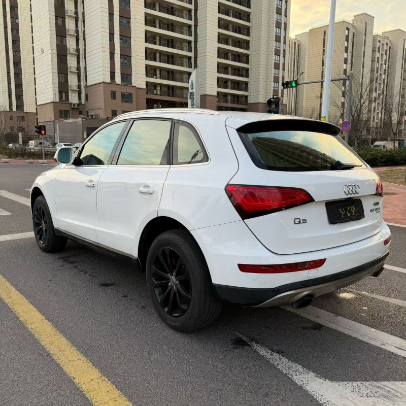 日照14年奥迪Q53