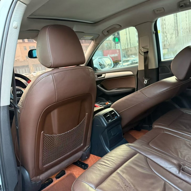 日照14年奥迪Q58